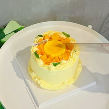 Load image into Gallery viewer, 布蕾芒果蛋糕 Mango Crème Brûlée Cake
